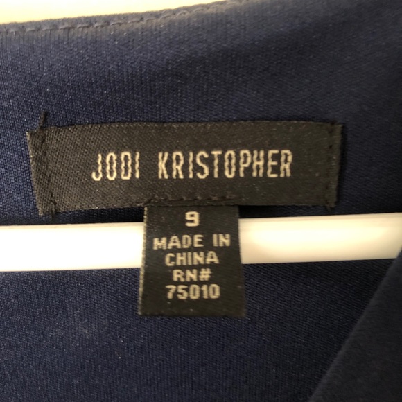 Navy & White Fit and Flare Party Dress 💙 - Picture 5 of 8